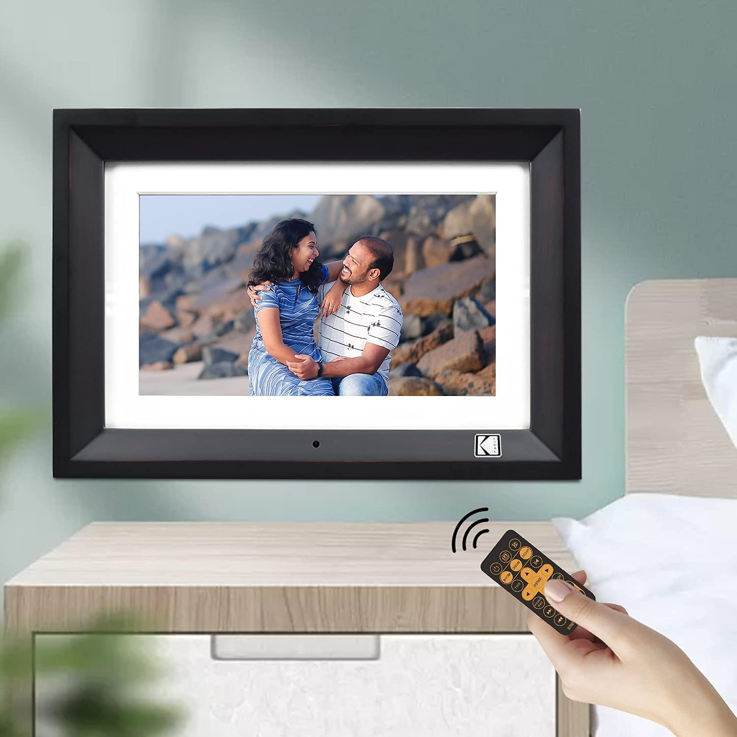 Kodak 10.1 Inch Digital Picture Frame with Remote Control 1280*800 HD Display RDPF-1020V