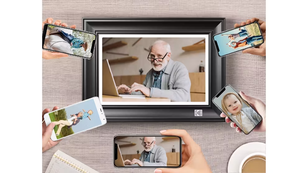 Kodak 10.1 inch Touchscreen Digital Photo Frame WiFi Enabled 32GB  RWF-127