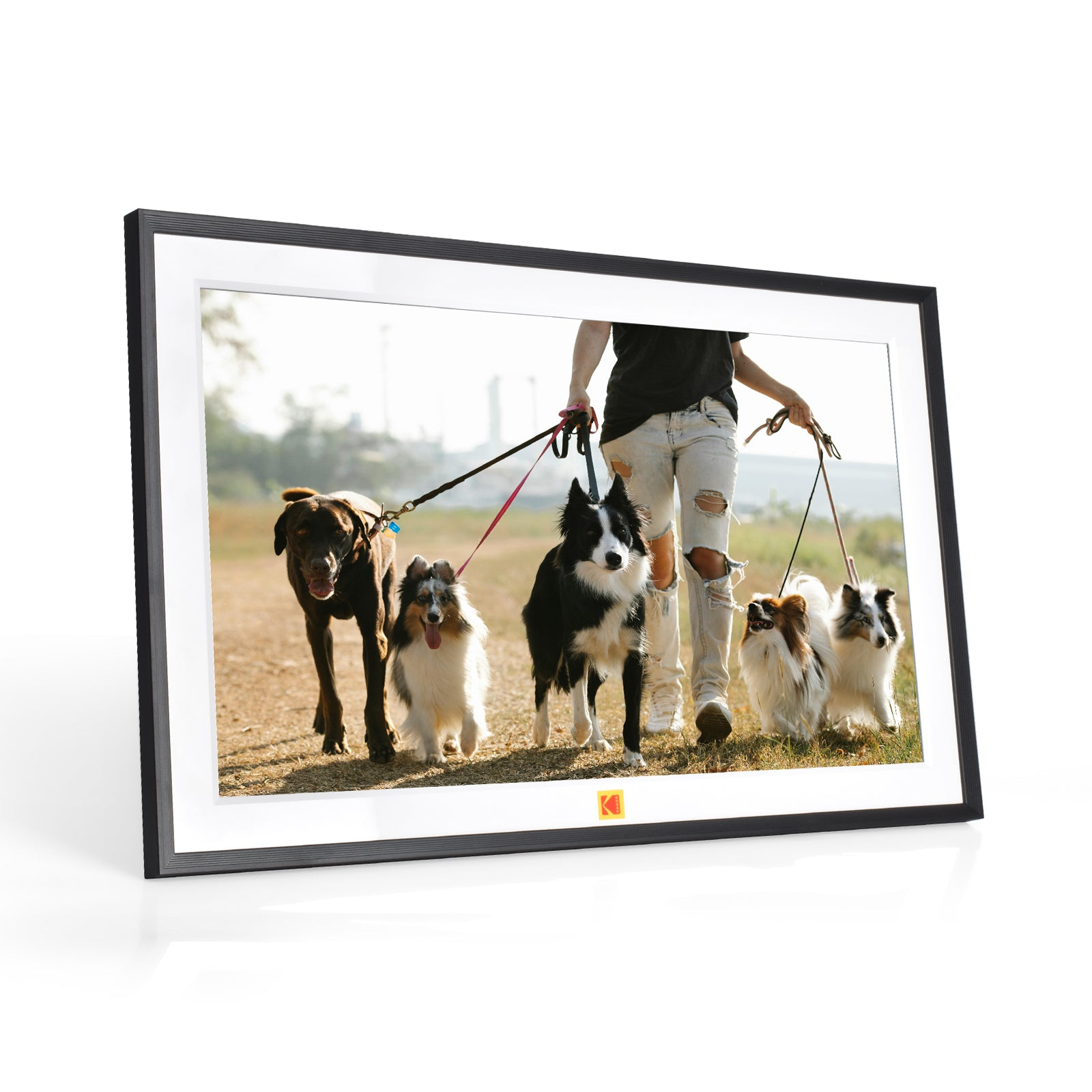 Kodak 15.6" Smart Digital Photo Frame Wooden Frame Design USB-C Safety Mark Certified