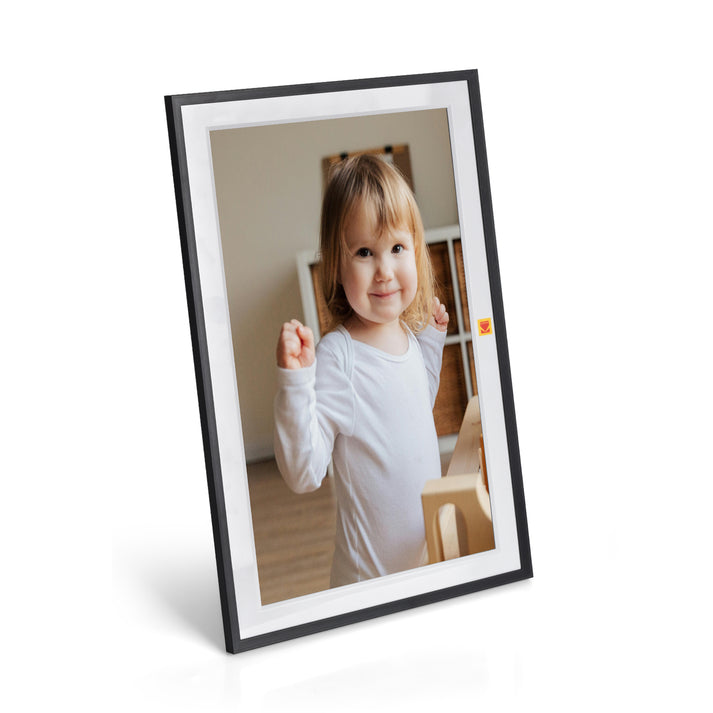 Kodak 15.6" Smart Digital Photo Frame Wooden Frame Design USB-C Safety Mark Certified