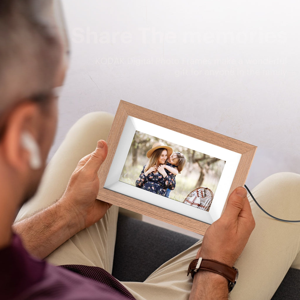 Kodak Set of 2,7”Touchscreen Digital Wi-Fi Photo Frames