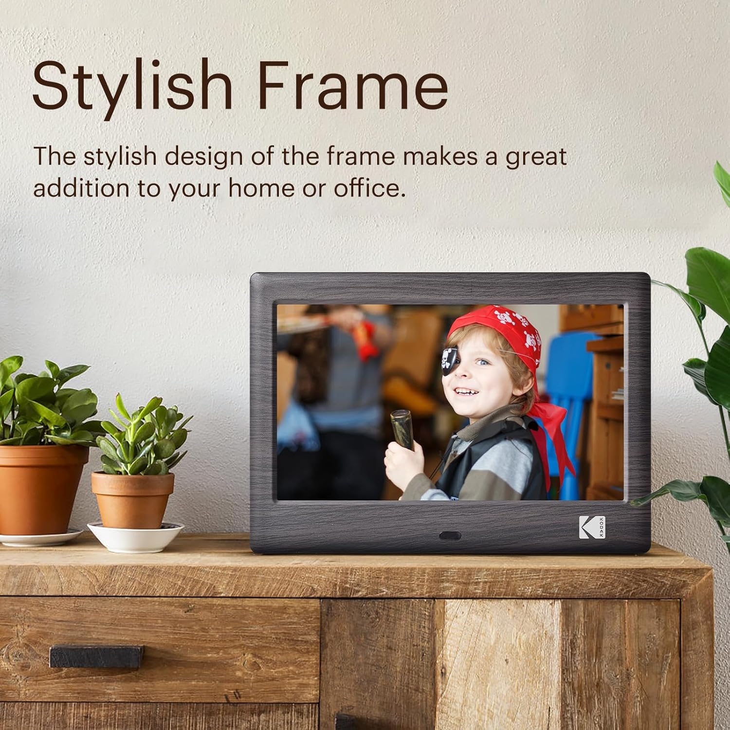 KODAK 7 Inch Wood Digital Picture Frame with Remote Control RDPF-708C
